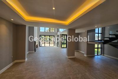 4 Bed Villa with En Suite in Runda - 4