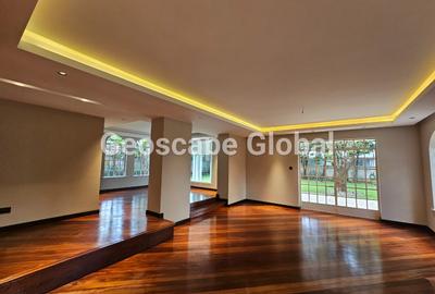 4 Bed House with En Suite in Runda