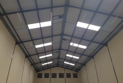 22,596 ft² Warehouse in Industrial Area - 2