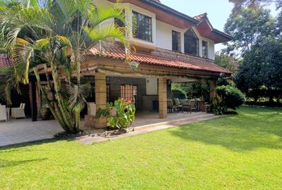 5 Bed Townhouse with En Suite in Rosslyn
