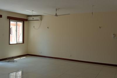 4 Bed Apartment with Parking at As1130