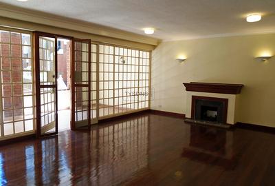 3 Bed Apartment with En Suite in Westlands Area - 2