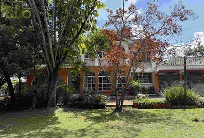 5 Bed Townhouse with En Suite in Gigiri