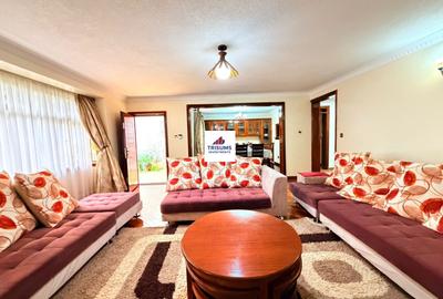 4 Bed House with En Suite in Runda - 2