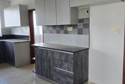 3 Bed Apartment with En Suite in General Mathenge - 2