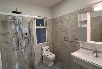 2 Bed Apartment with En Suite in Kileleshwa - 4