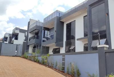 4 Bed Townhouse with En Suite at Mugutha - 2