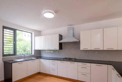 2 Bed Apartment with Swimming Pool in Garden Estate - 4