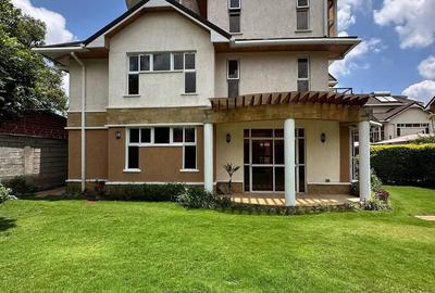 5 Bed Townhouse with En Suite at Lavington