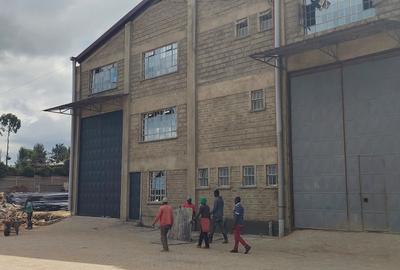 9,000 ft² Warehouse with Parking in Juja