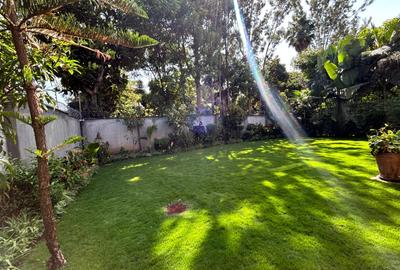 4 Bed Townhouse with En Suite in Ridgeways - 3