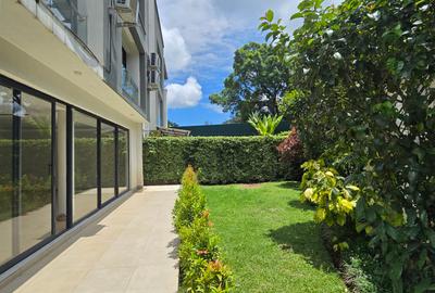 5 Bed Townhouse with En Suite in Lavington - 3