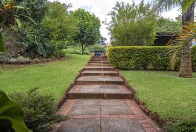 5 Bed House with En Suite in Kitisuru