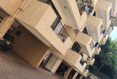 3 Bed Apartment with En Suite in Westlands Area - 2