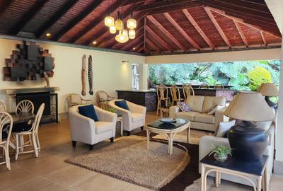 Furnished 2 Bed Apartment with En Suite at Magnolia Close