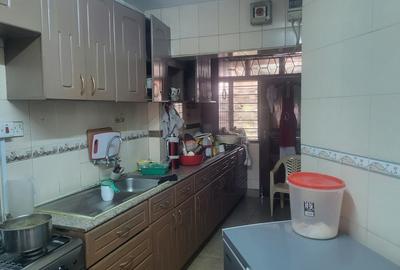 4 Bed House with En Suite in Nairobi West