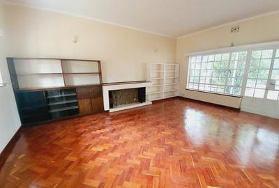 3 Bed House with En Suite at Lavington Green - 2