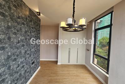 3 Bed Apartment with En Suite in Spring Valley - 3
