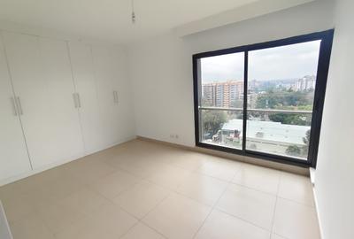 2 Bed Apartment with En Suite in Lavington - 4