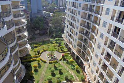 3 Bed Apartment with En Suite in Kilimani - 4