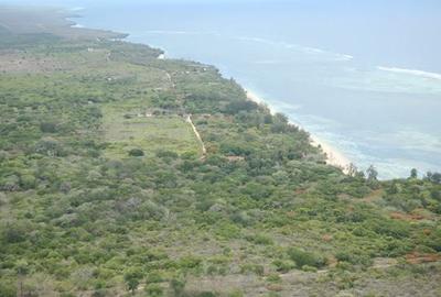 866,058 m² Commercial Land at Vipingo Beach - 2