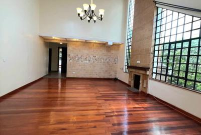 4 Bed Townhouse with En Suite in Kitisuru