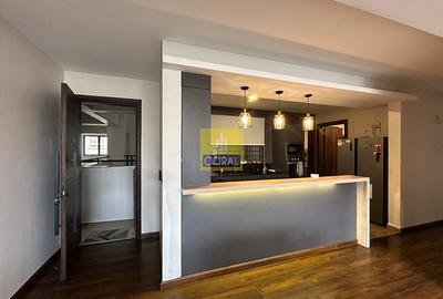 3 Bed Apartment in Brookside - 2
