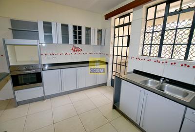 4 Bed Apartment in Rhapta Road - 4