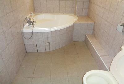 5 Bed Townhouse with Staff Quarters in Lavington - 2