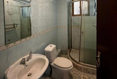3 Bed Apartment with Swimming Pool in Riverside