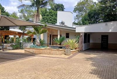 7 Bed House with En Suite at Loresho