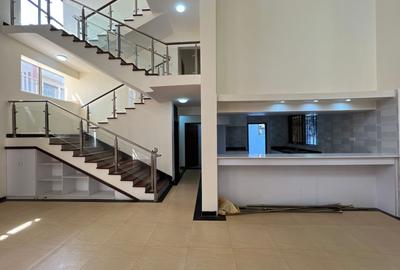 5 Bed Villa with En Suite at Chalbi Drive