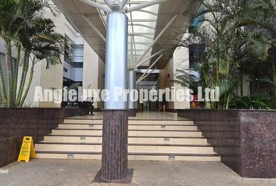 3,245 ft² Office with Service Charge Included at Riverside Drive