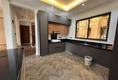 4 Bed Townhouse with En Suite in Lavington - 2