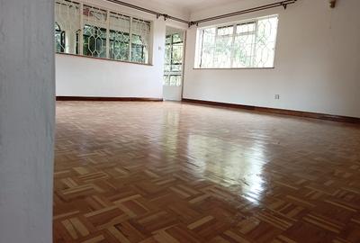5 Bed Townhouse with En Suite in Lavington