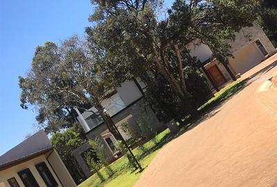 5 Bed House with En Suite at Oloolua Ridge - 2