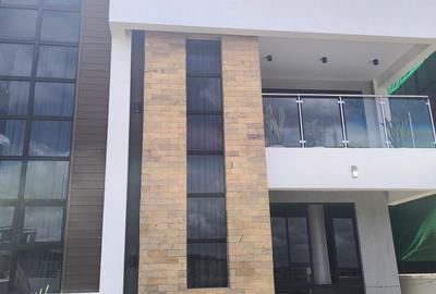 4 Bed Villa with En Suite at Eastern Bypass