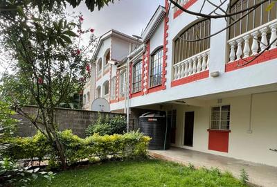 5 Bed Townhouse with En Suite at Mbaazi Road - 4