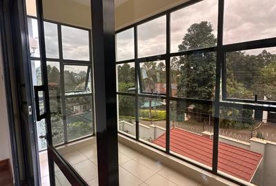 6 Bed Townhouse with En Suite in Loresho