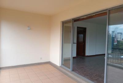 4 Bed Apartment with En Suite in Parklands