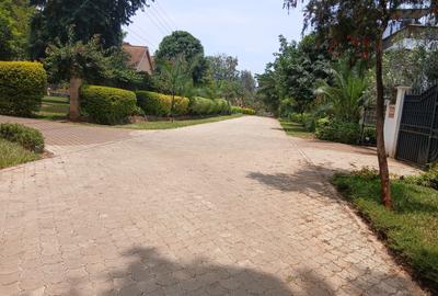 5 Bed House in Rosslyn - 3