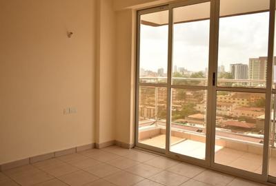 4 Bed Apartment with En Suite in Parklands