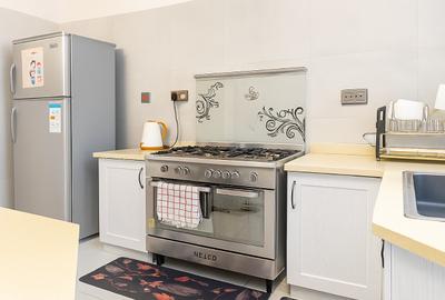 Serviced 2 Bed Apartment with En Suite in Westlands Area - 3