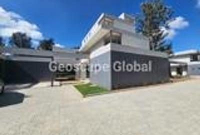 5 Bed House with En Suite in Karen