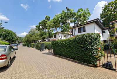 4 Bed Townhouse with En Suite at Westlands