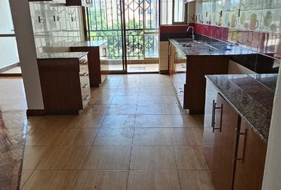 2 Bed Apartment with En Suite in Riara Road