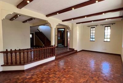 5 Bed Townhouse with En Suite in Kileleshwa