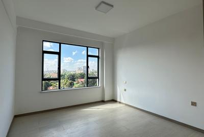 4 Bed Apartment with En Suite in Kilimani - 2