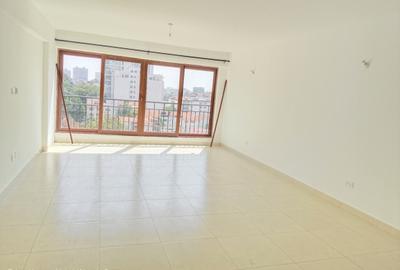 3 Bed Apartment with En Suite at Off Rhapta Road