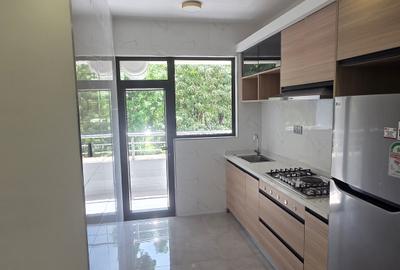 Serviced 3 Bed Apartment with En Suite at Riverside Drive - 4